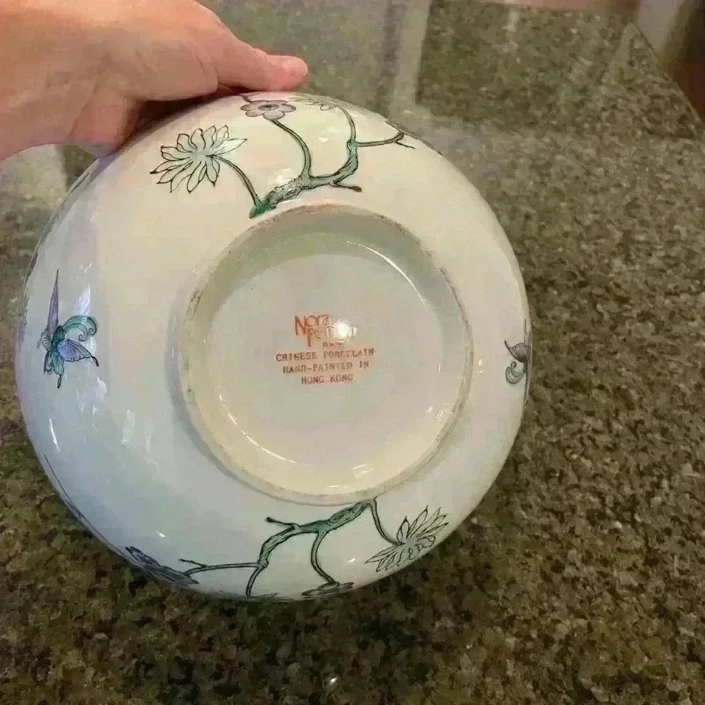 Nora Fenton Designs Bowl, Chinese Porcelain Hand Painted in Hong Kong - Picture 4 of 8
